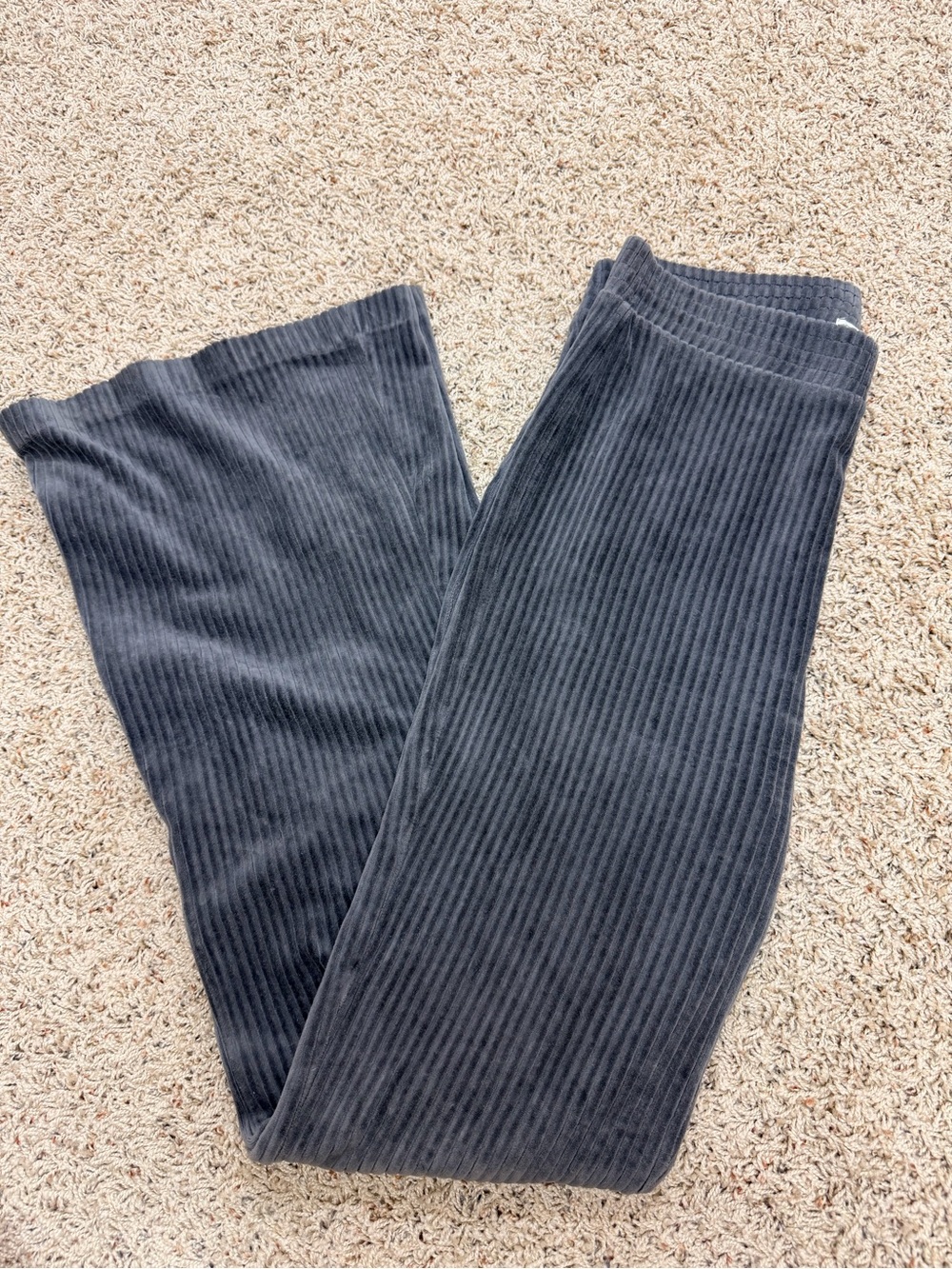 aerie Wide Leg Ribbed Velvet Pants in Charcoal Gray